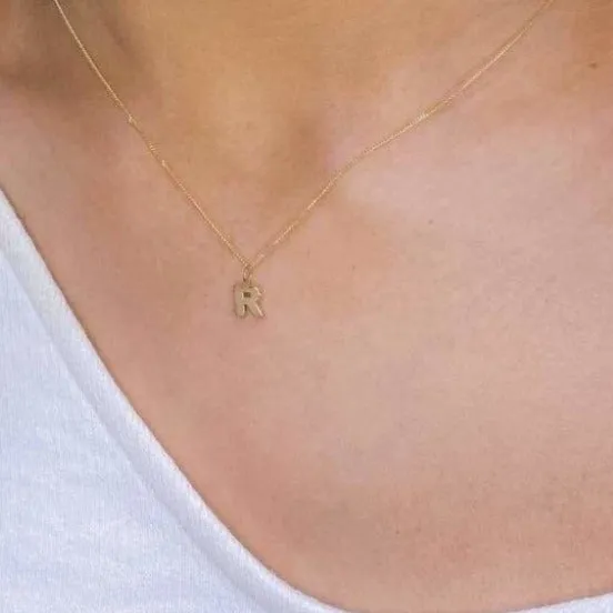 - R - Necklace | 9ct Gold