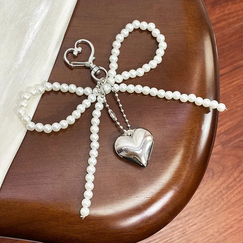 1/2pcs Pearl Bow Heart Shaped Keychain Backpacks Bowknot Heart Keyring Charm Backpack Pendant Friendship Gift for Bag and Phones