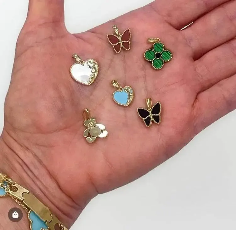 18K Solid Yellow Gold Gemstones Clover Hand Made Pendants