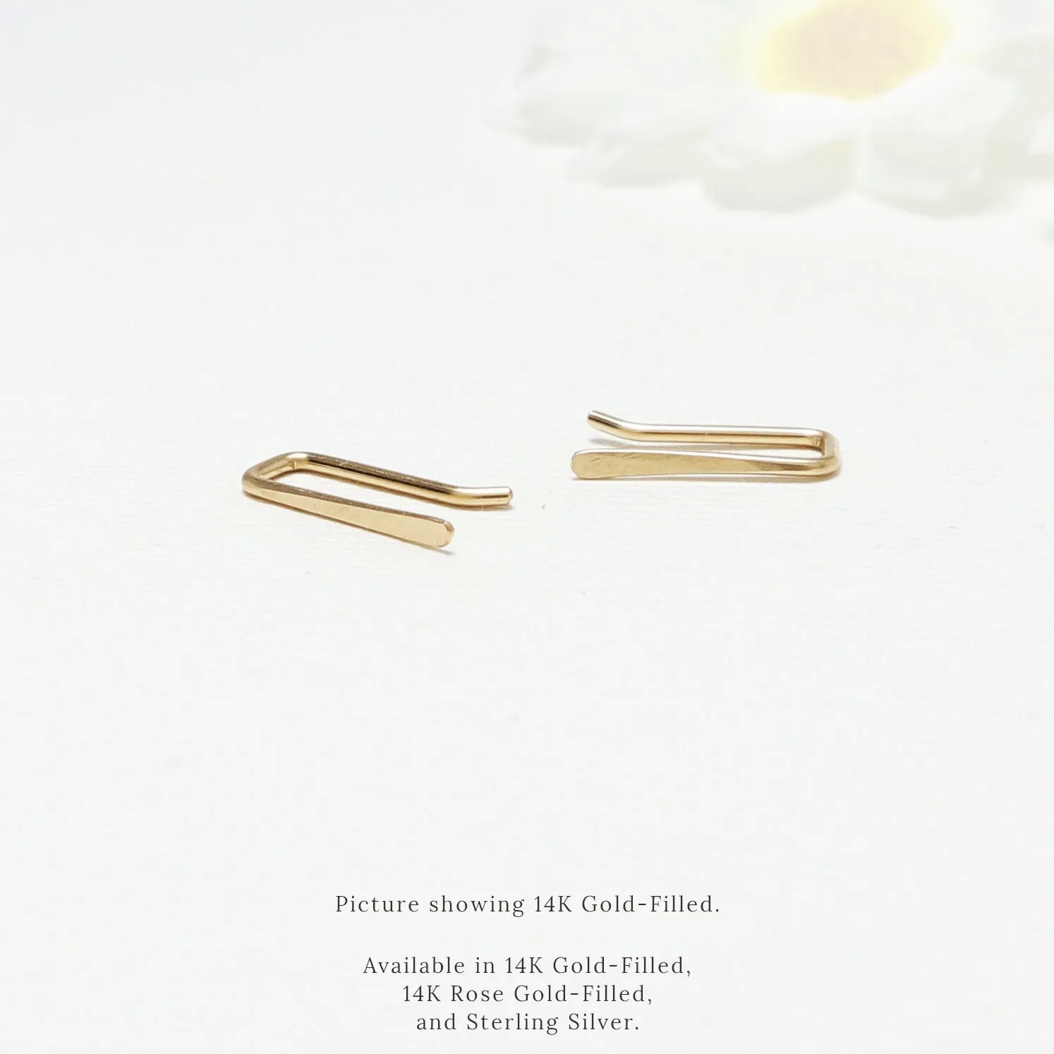 Accent Classic Pin Earrings
