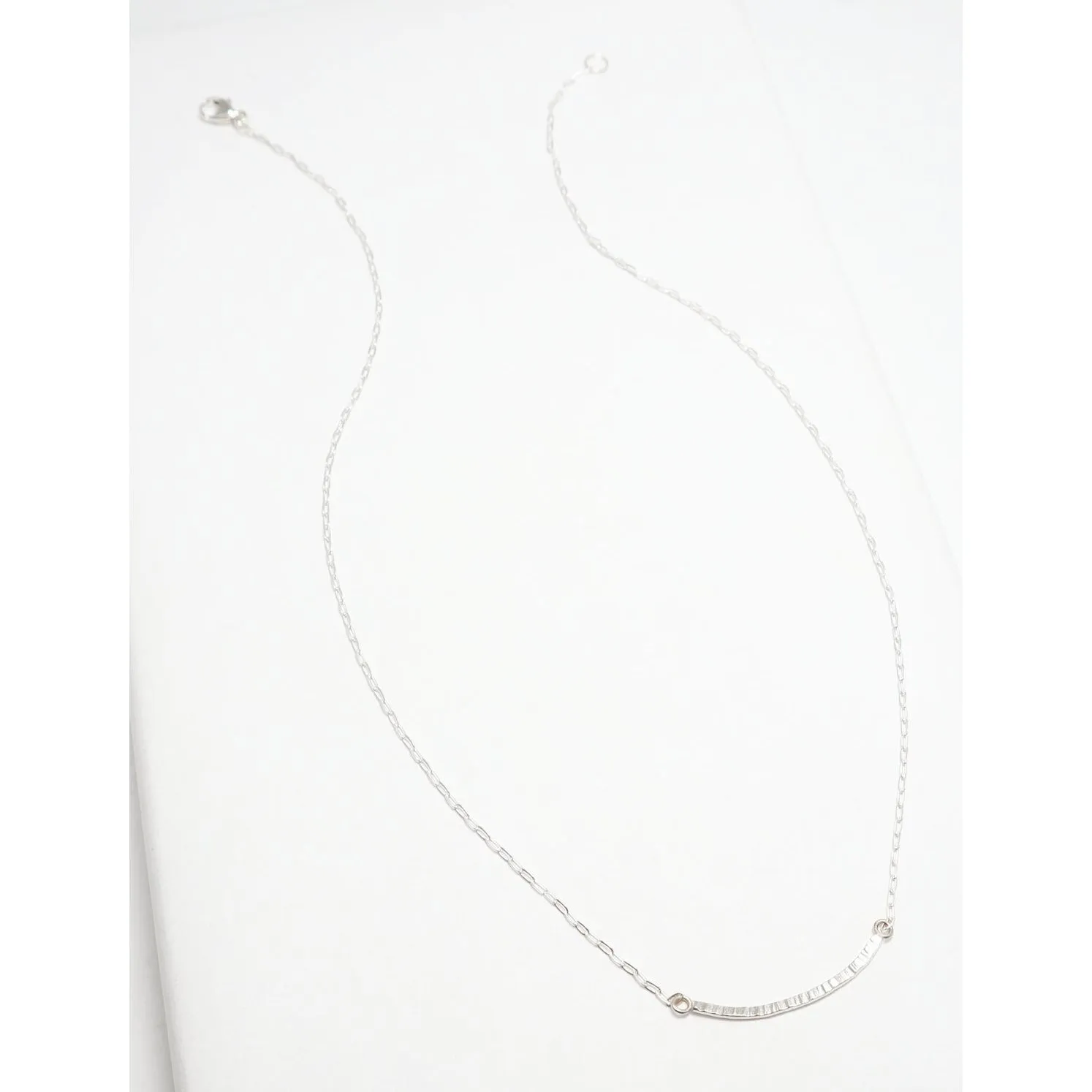 Accent Short Curved Line Hammered Necklace
