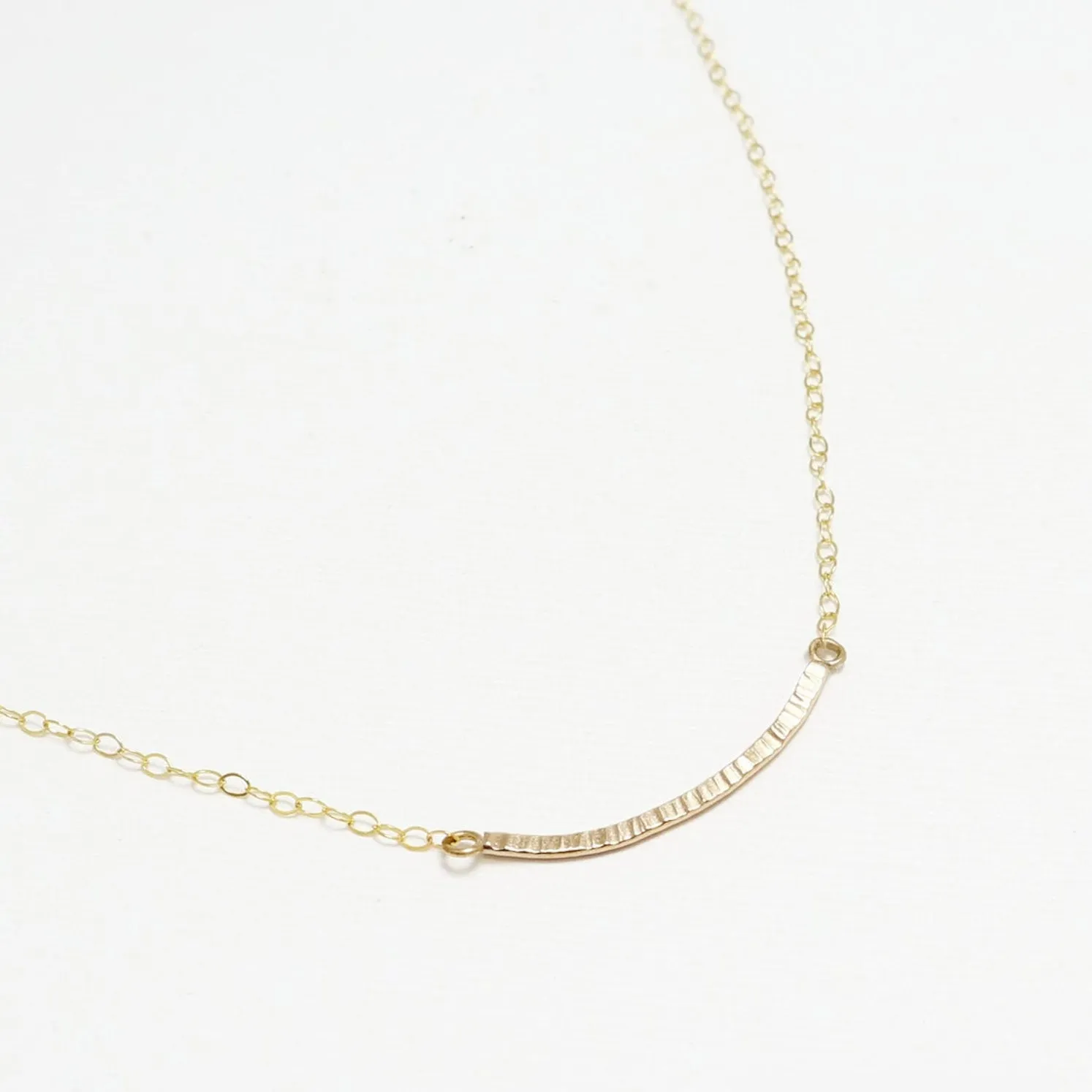 Accent Short Curved Line Hammered Necklace