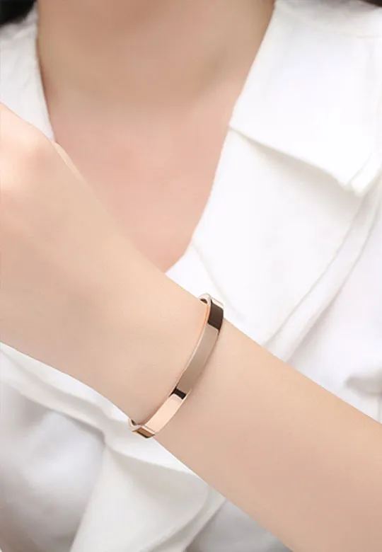 Amour Collection - Personalized Closed Bangle Bundle