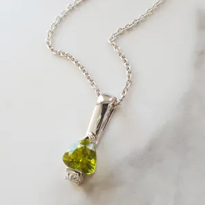 Arizona Peridot Silver Jewelry Arizona Peridot Bar Pendant