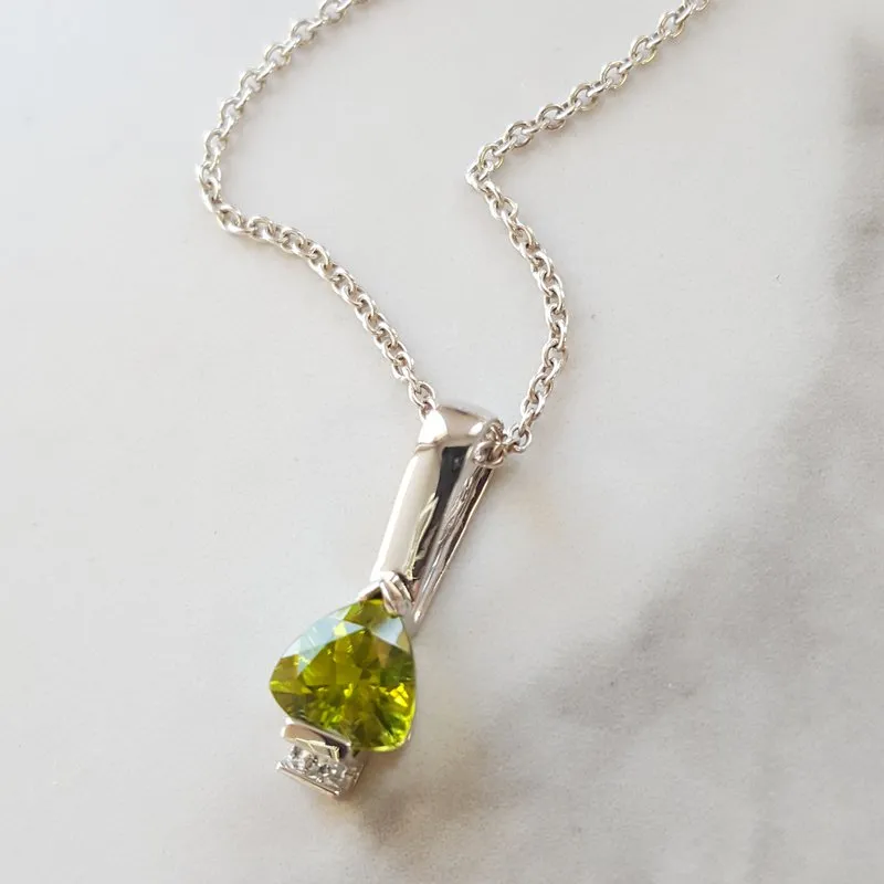 Arizona Peridot Silver Jewelry Arizona Peridot Bar Pendant
