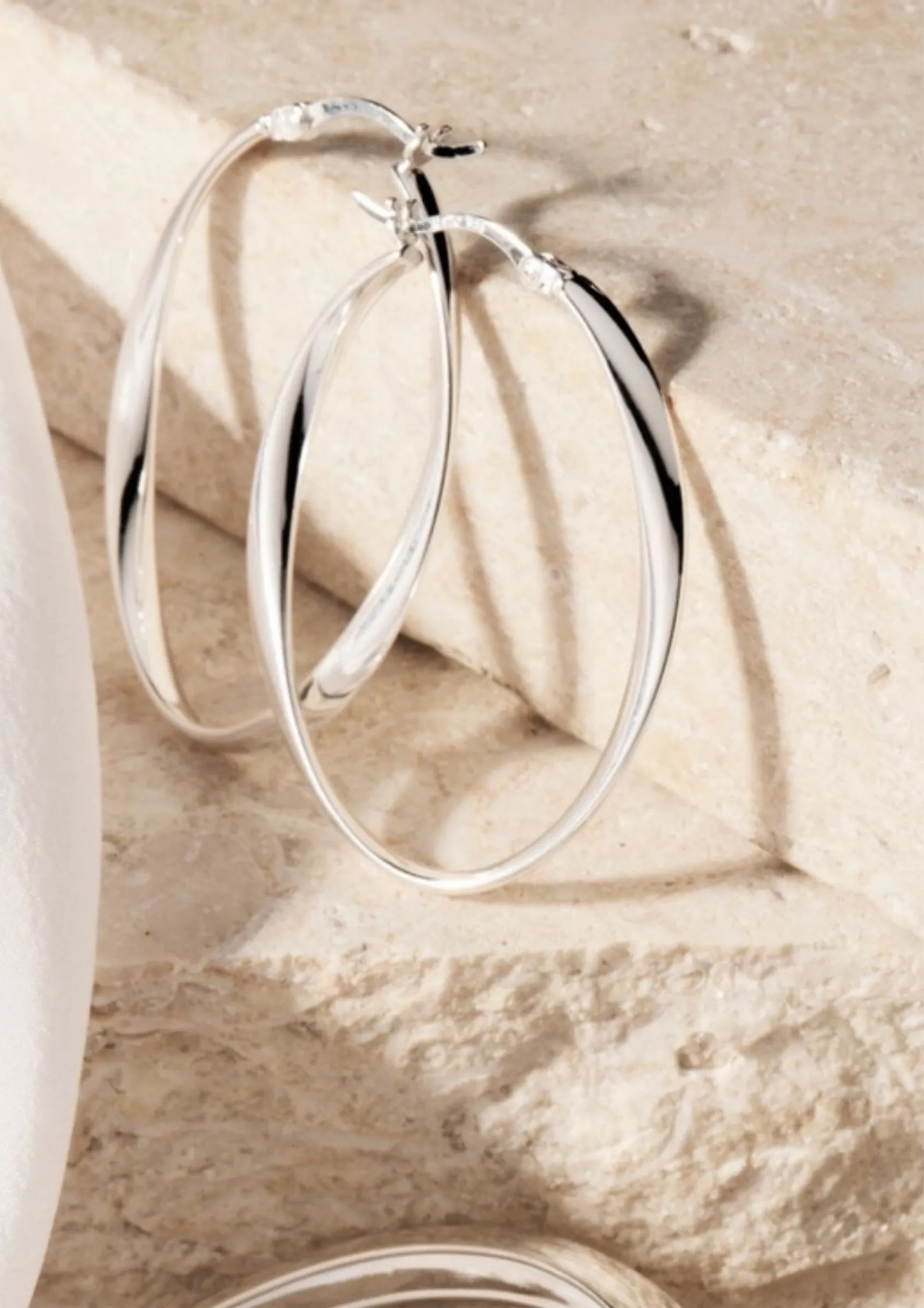 Cinta Large Earring