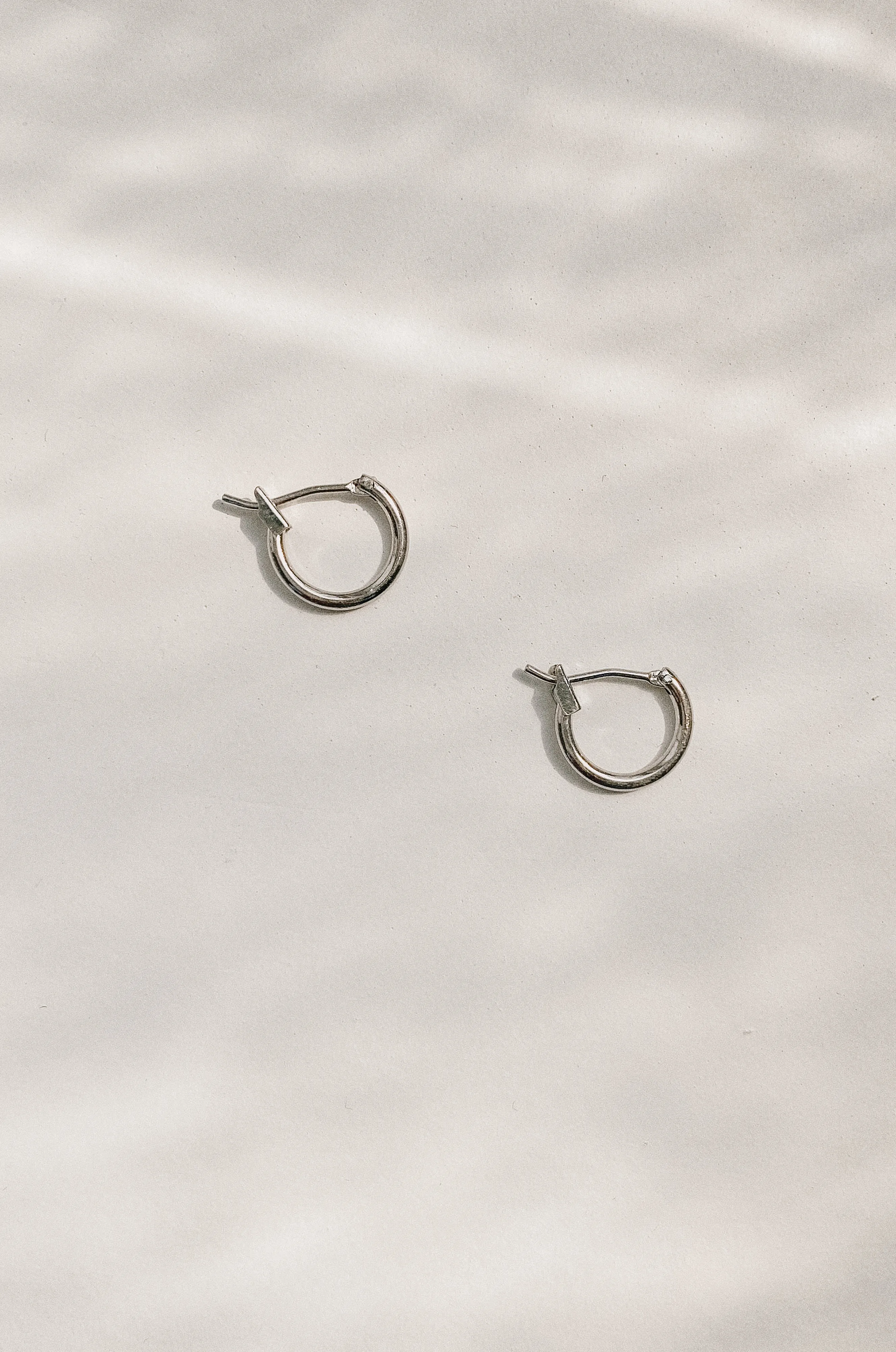 Classic Mini Latch Hoop - White Gold Dipped