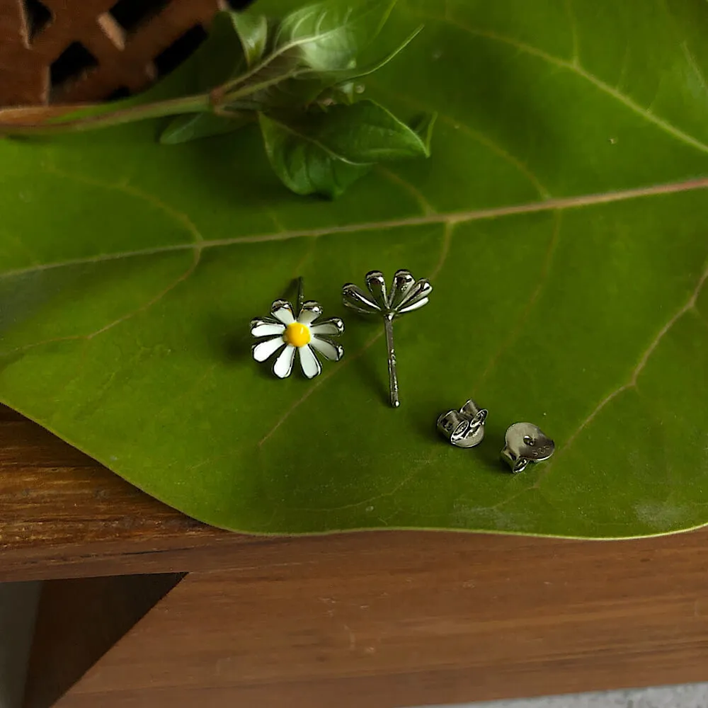 Daisy Flora Ear Studs