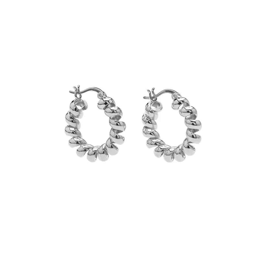 Donya Hoops