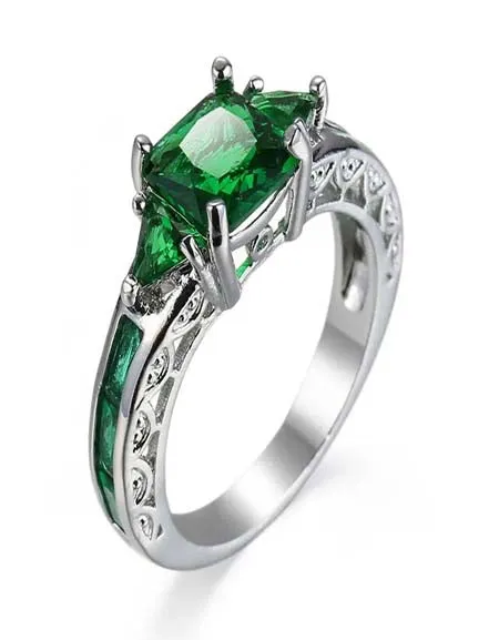 Elegance at Your Fingertips: Exquisite Women's Rings Collection