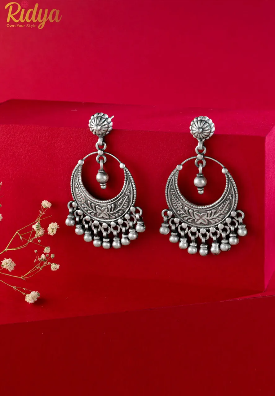 Ethnic Motifs Classic Chandbali Earrings