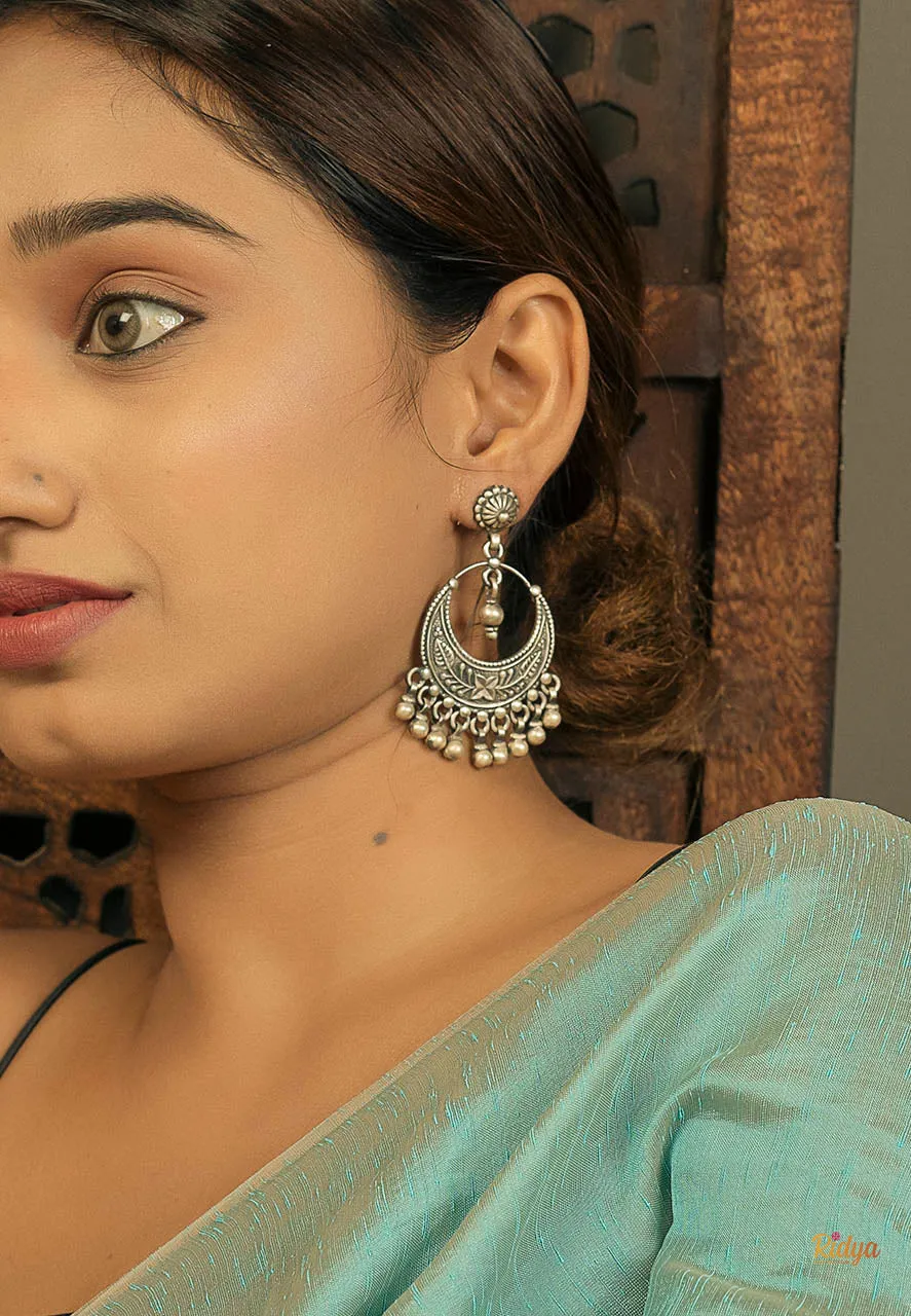 Ethnic Motifs Classic Chandbali Earrings