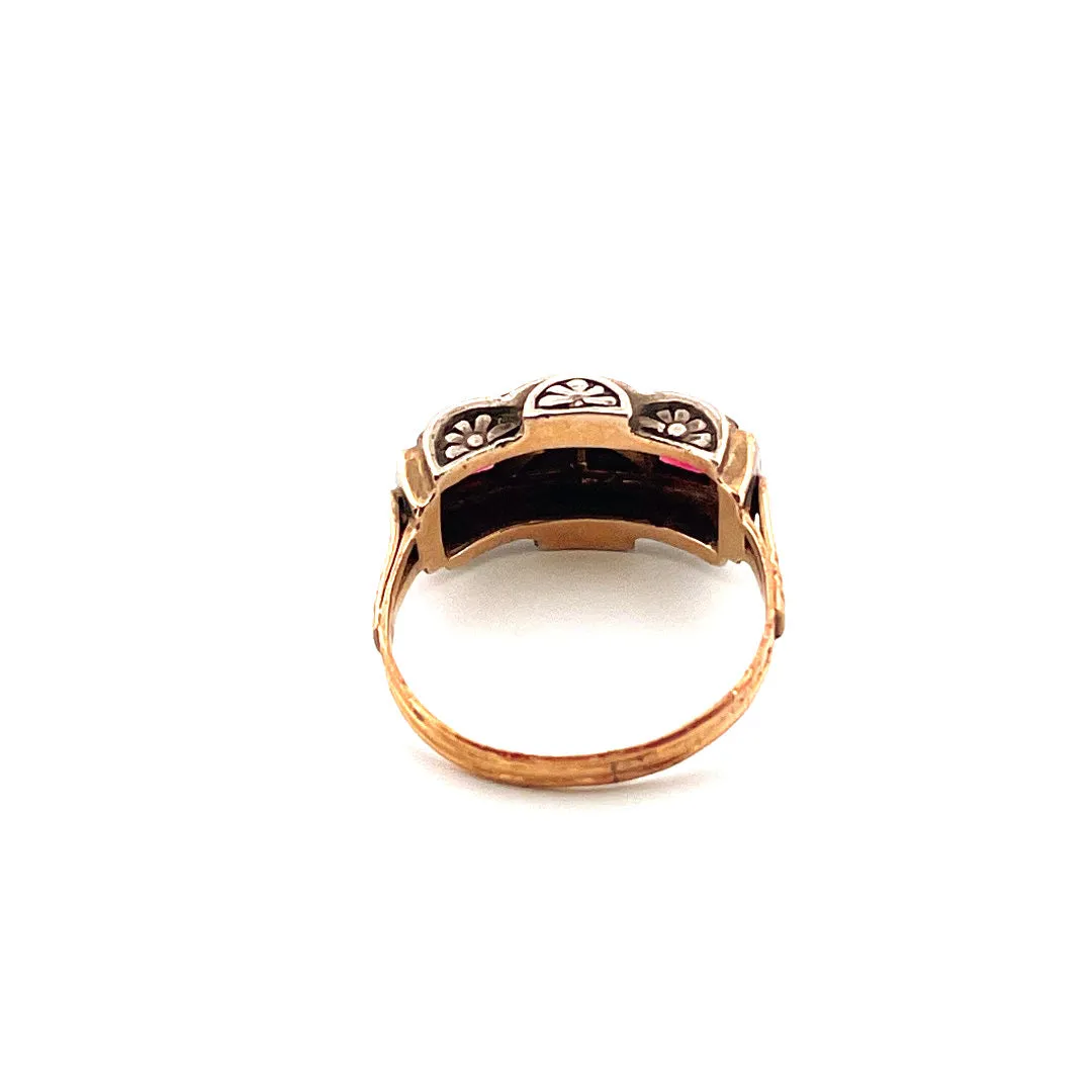 Exquisite 14K Yellow Gold Synth Ruby Ring