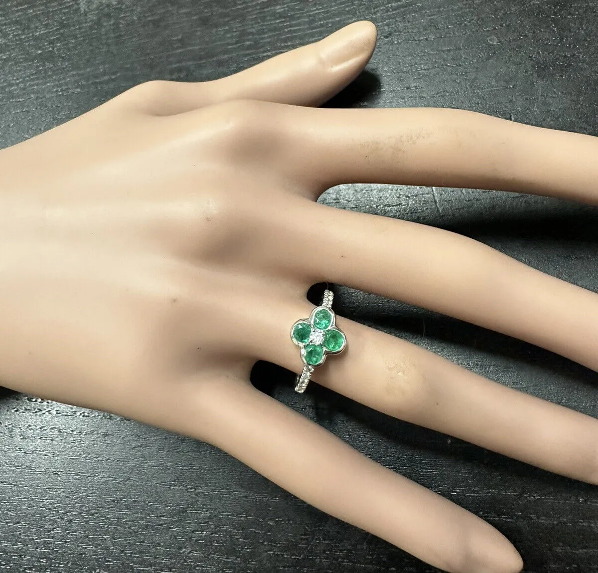 Exquisite Natural Emerald and Diamond 14K Solid White Gold Ring