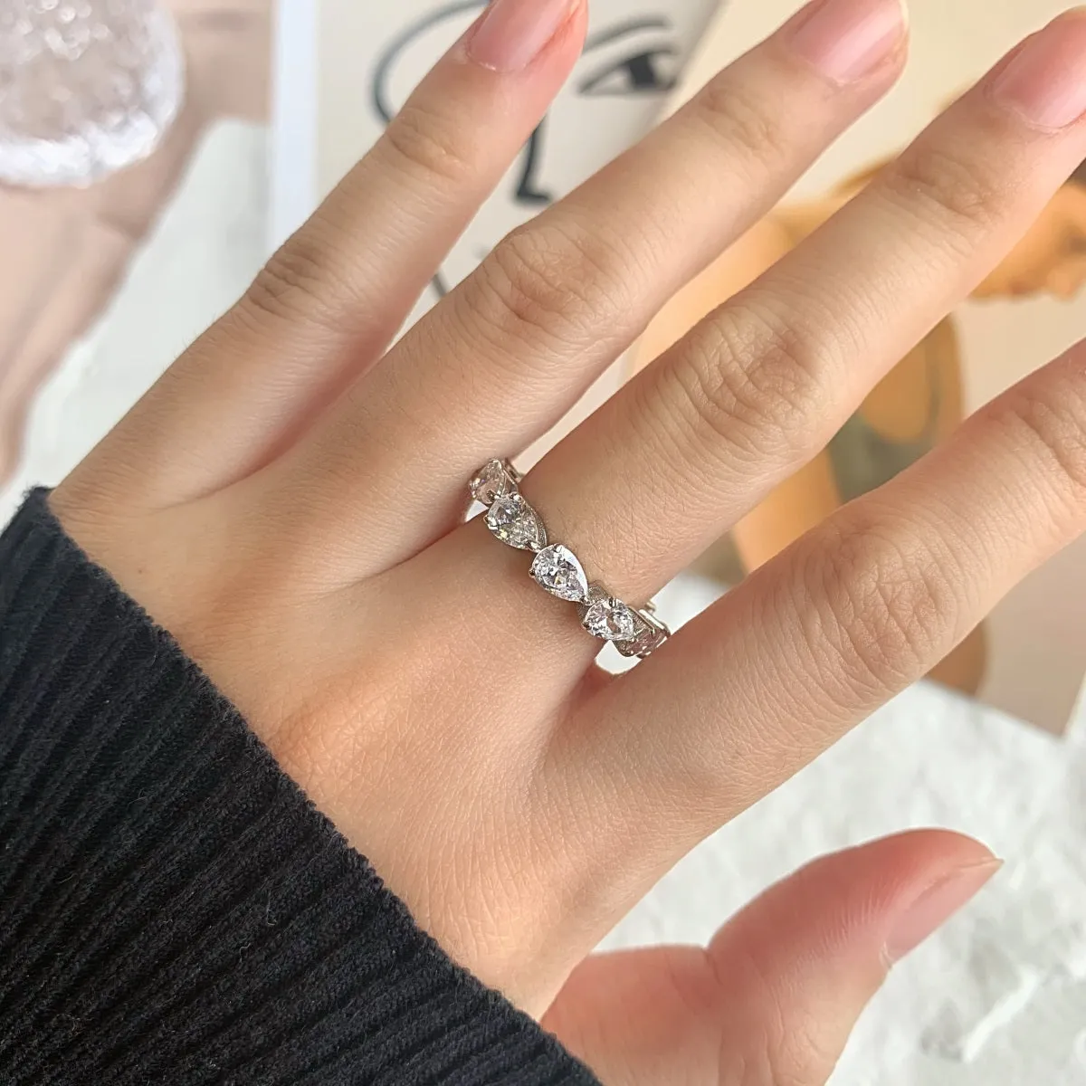 [Goodv]Exquisite Pear Cut Tennis Ring