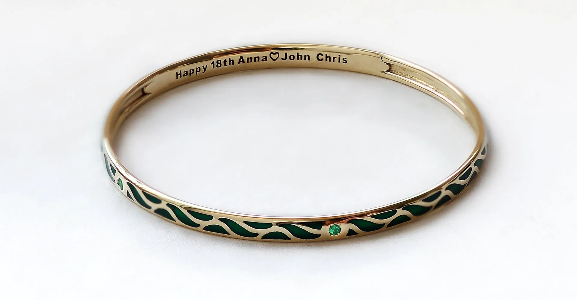 Great Wave - Emerald gold bangles for women