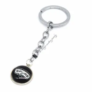 Keychains San Antonio Professional basketball Spurs Charms Key Ring Football Jewelry Key Chain Car Women Men Gift NE0572