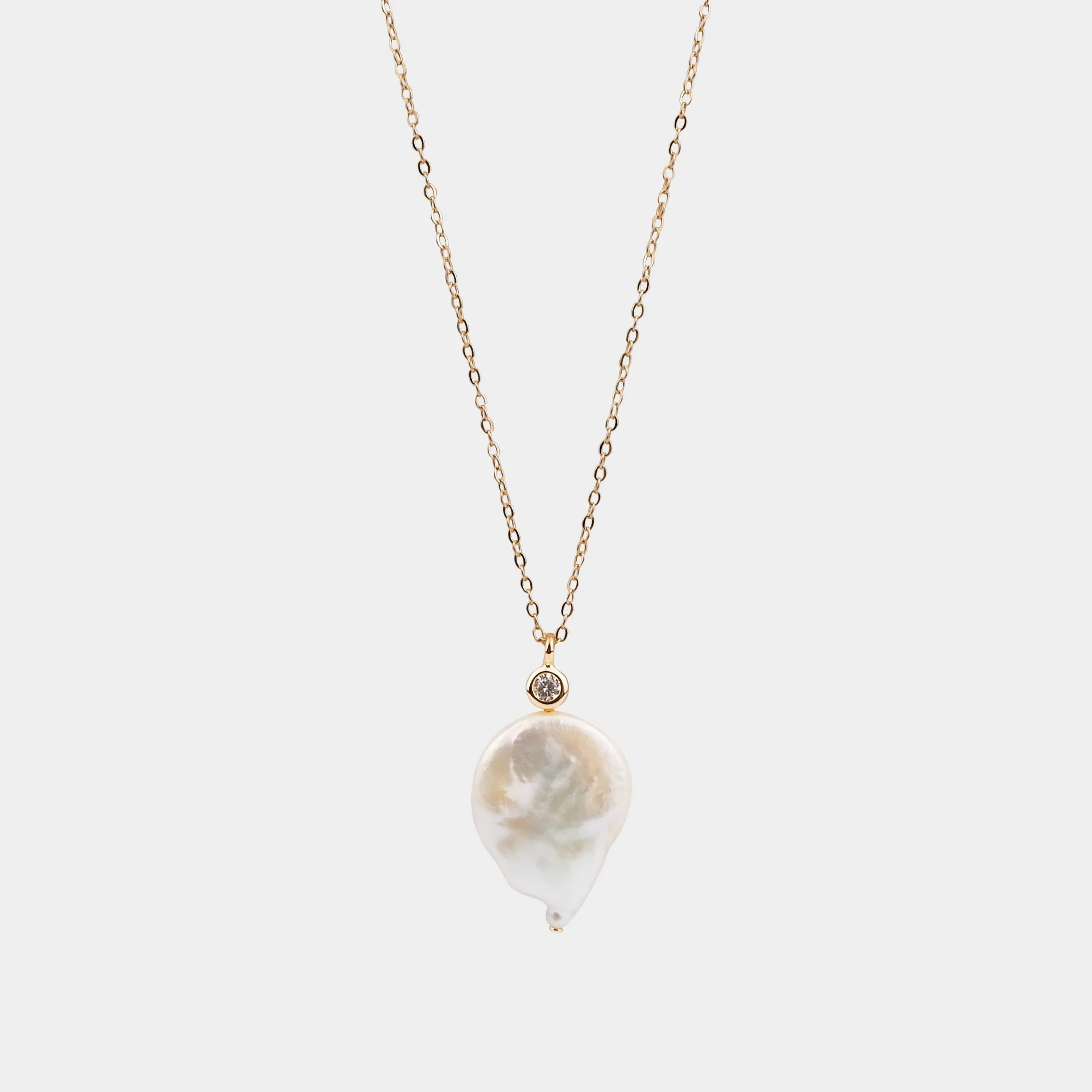 MAJORIE PEARL NECKLACE