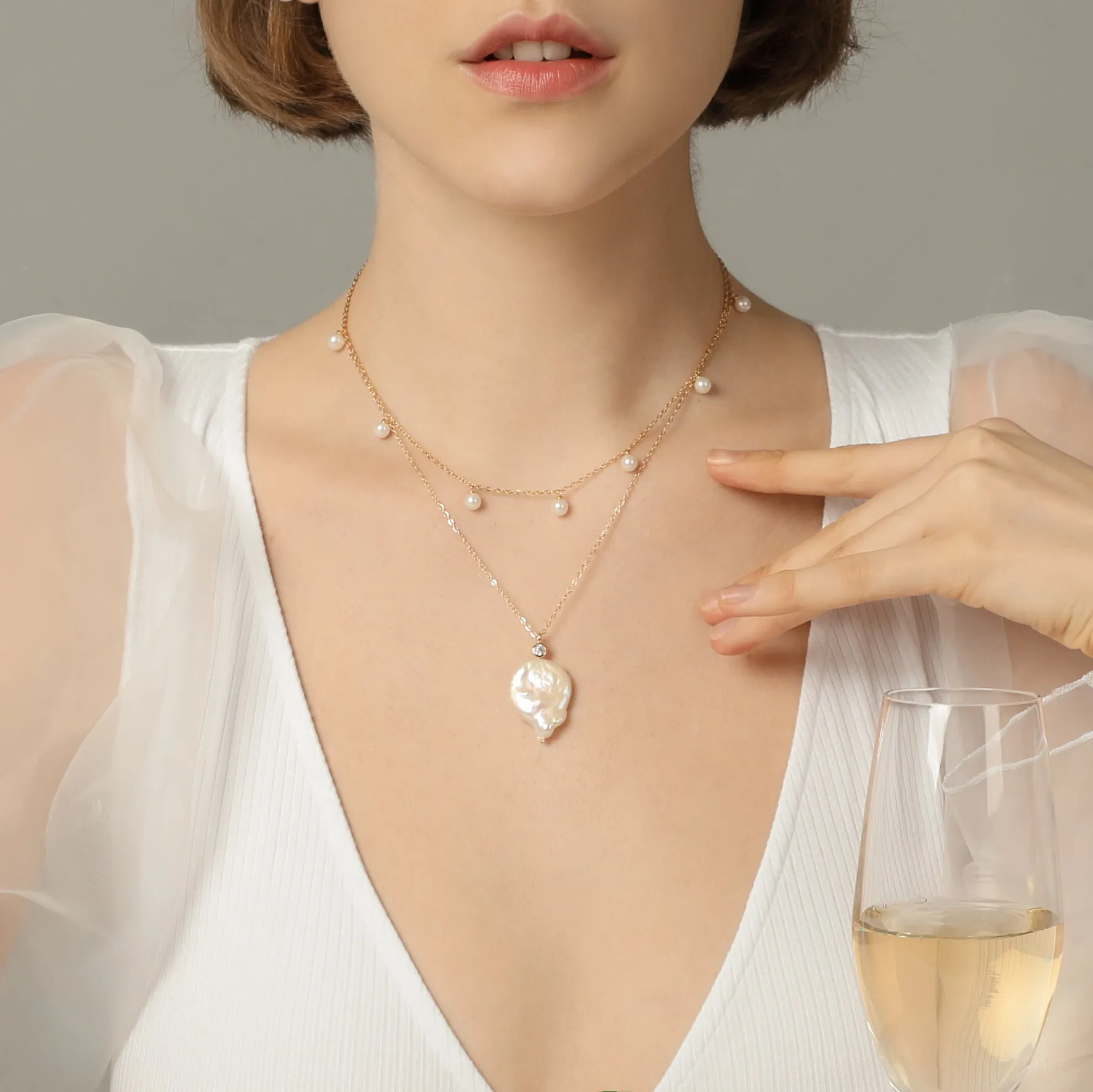 MAJORIE PEARL NECKLACE