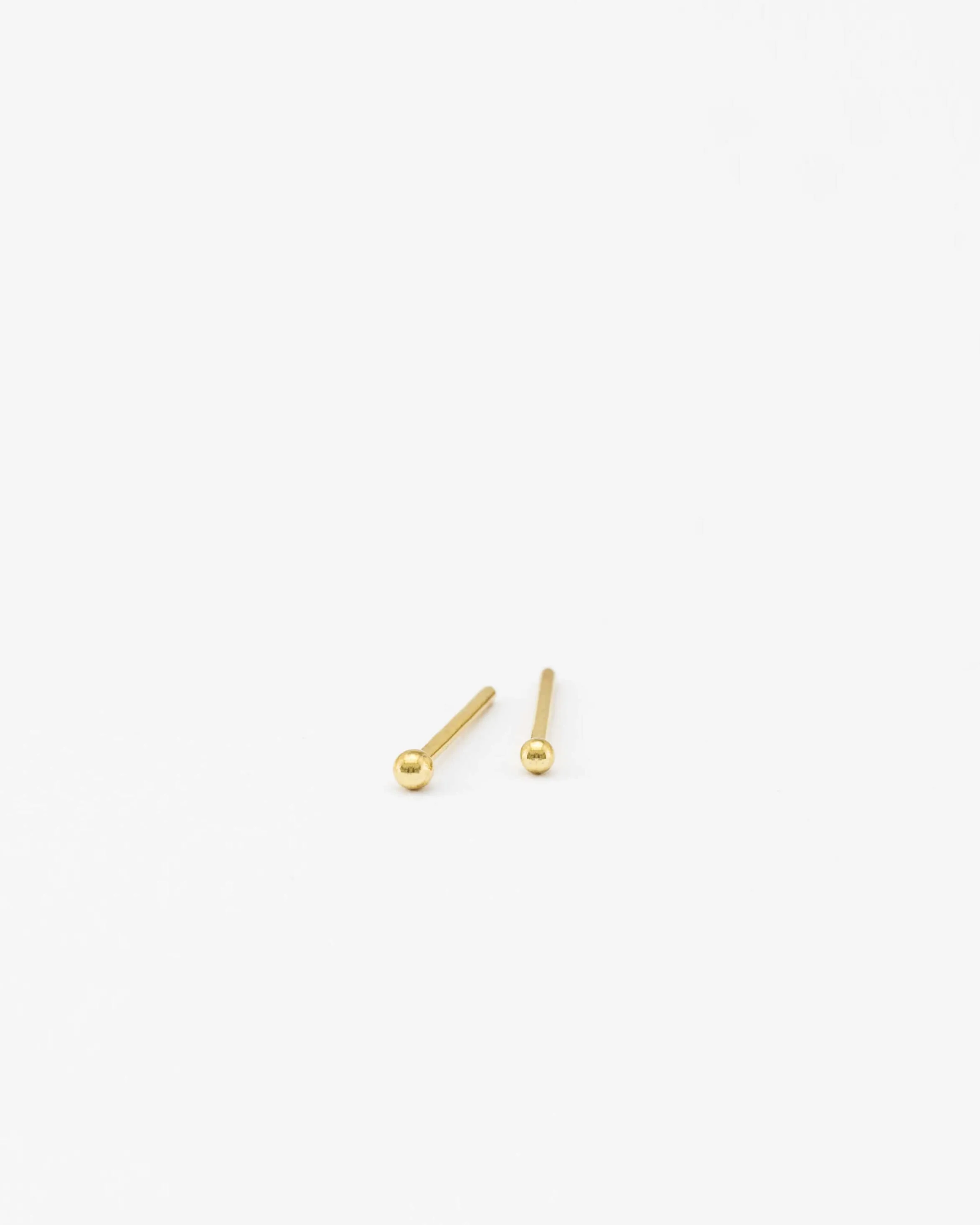 Mia Studs