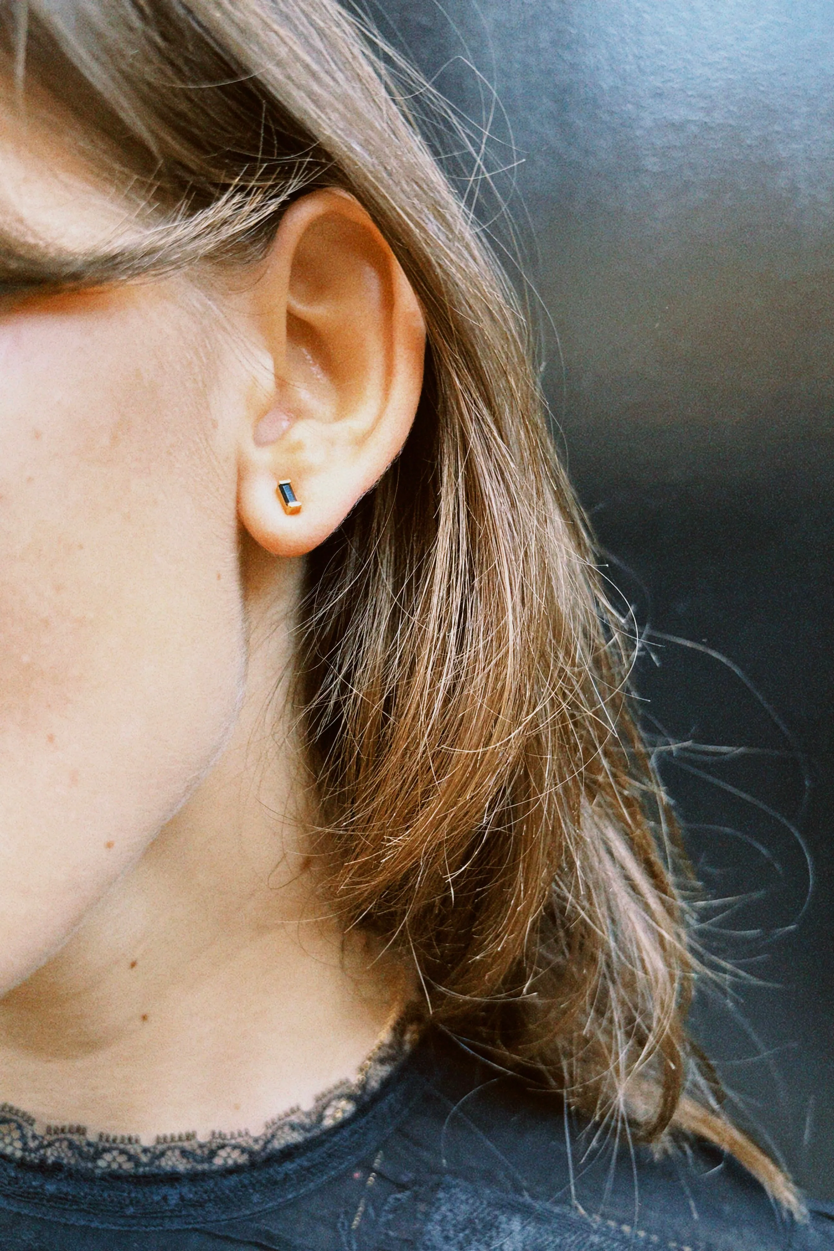 MINI BLACK BAGUETTE GOLD STUDS