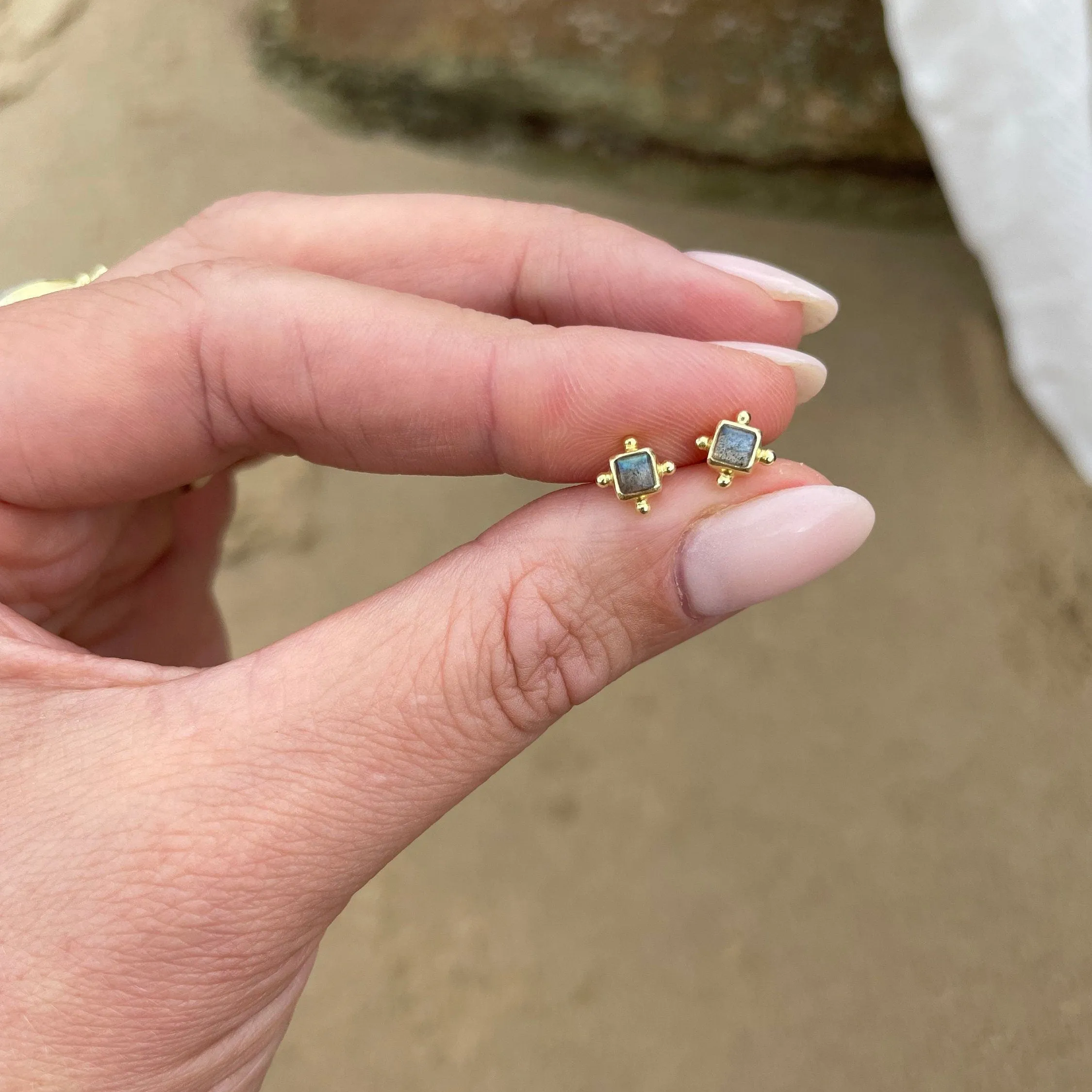 Mini Gias 14K Gold Vermeil Labradorite Stud Earrings