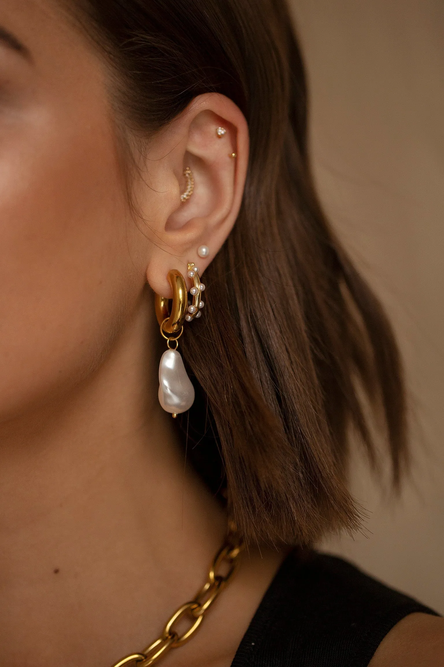 PIA | PEARL STUDS