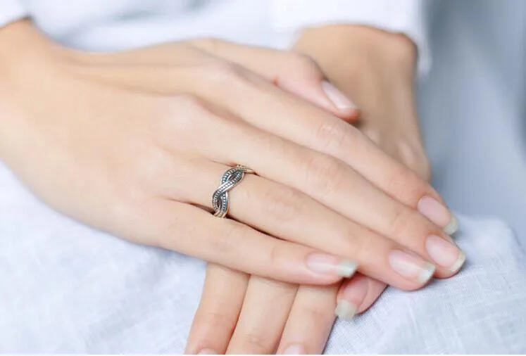 Retro Exquisite Twist Thai Silver Ring