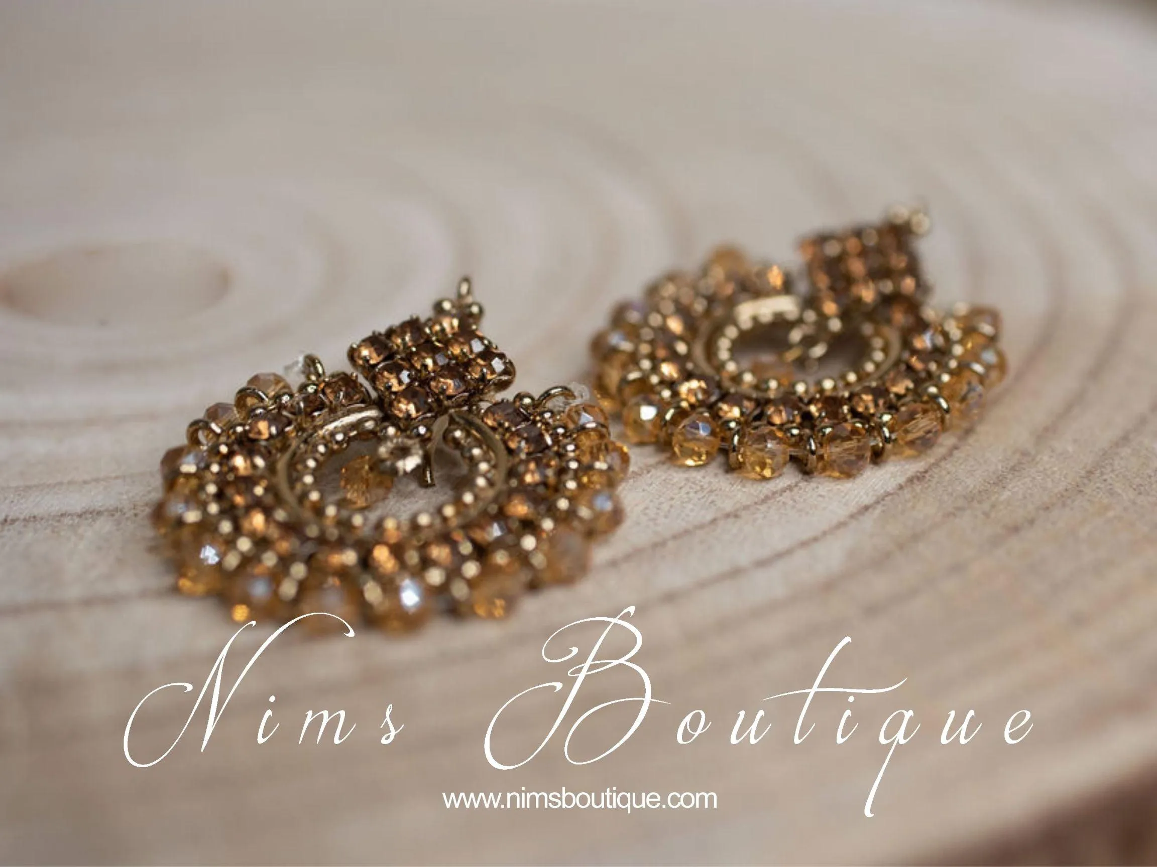 Royal Antique Gold Necklace with Gold stone