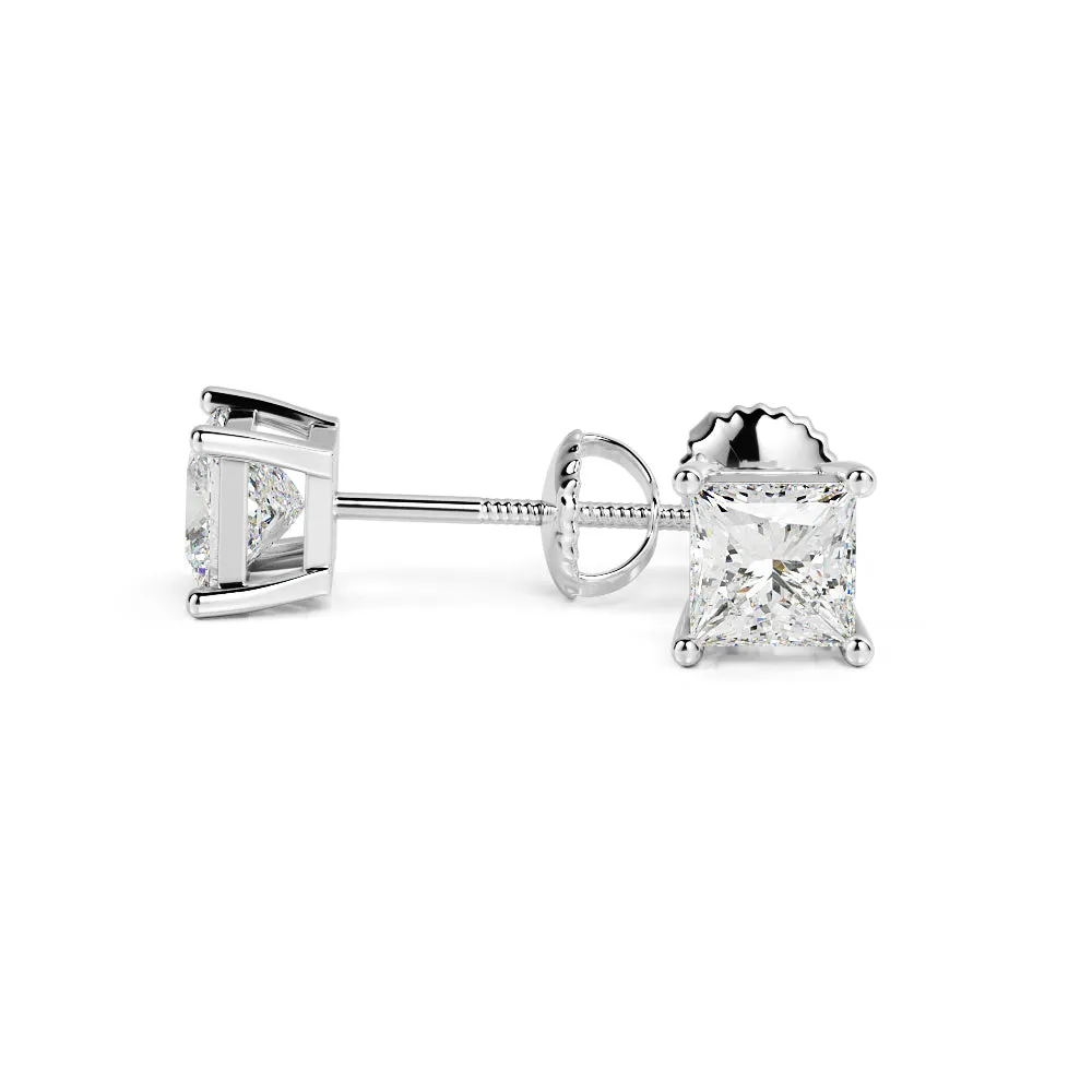 See The Light Solitaire Earrings 3 Natural Diamonds in White Gold