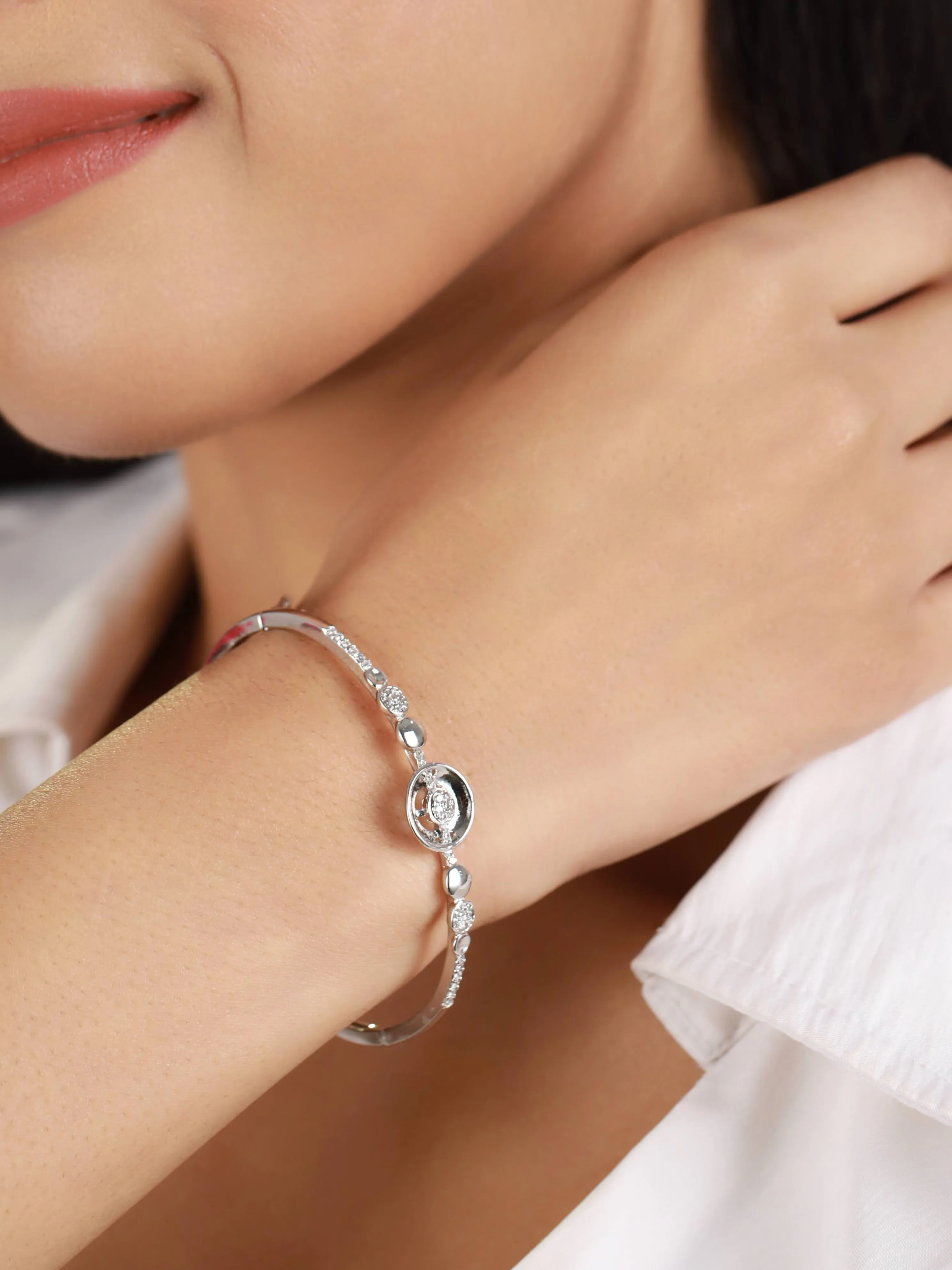 Silver-Toned & White American Diamond Handcrafted Silver-Plated Elegant & Sleek Bracelet