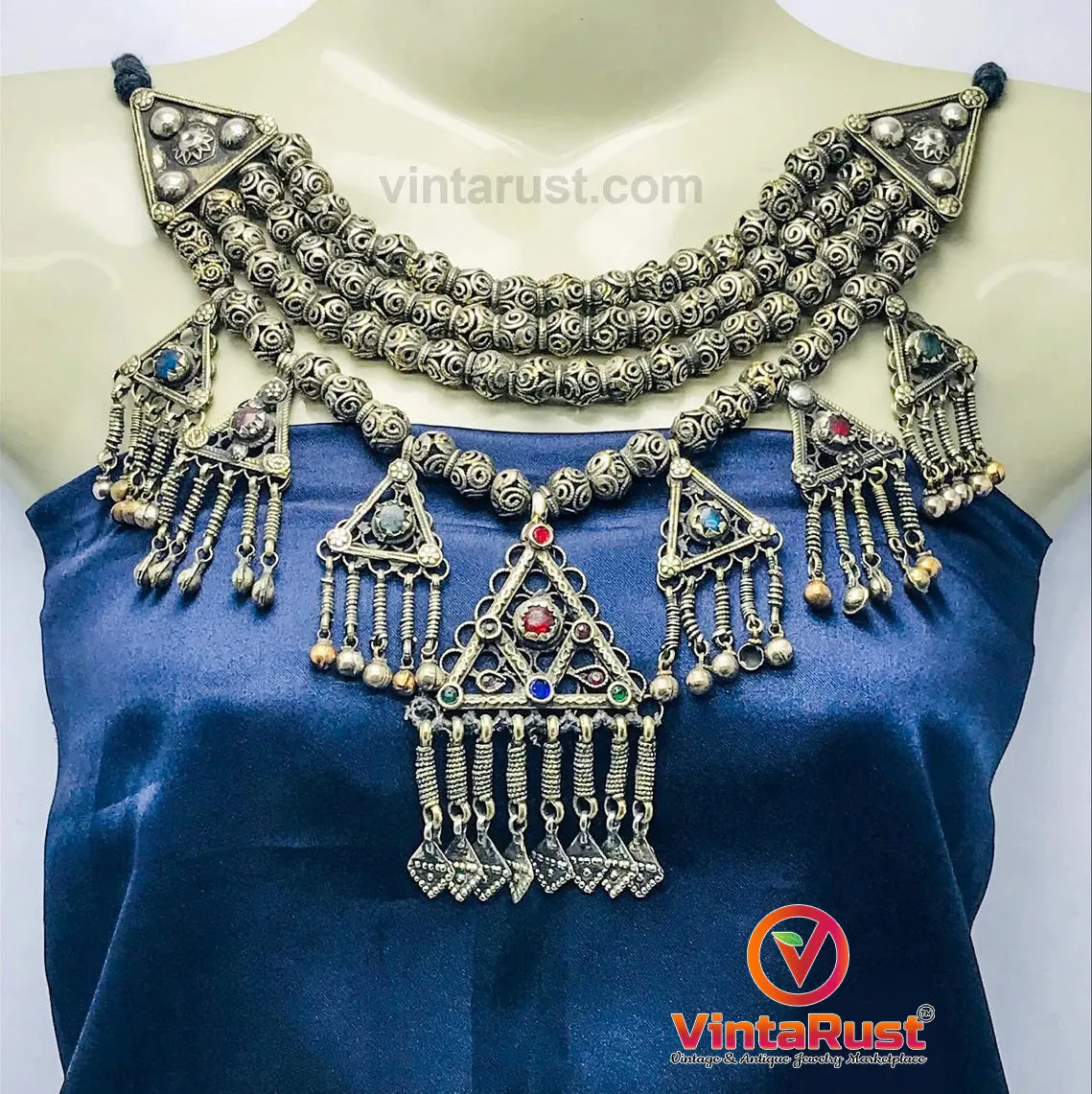 Stylish Beaded Seven Dangling Pendants Choker