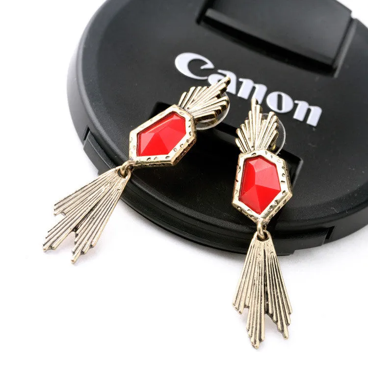 Summer Classic Fashion Tide Handmade Alloy Feather Earrings Pendant