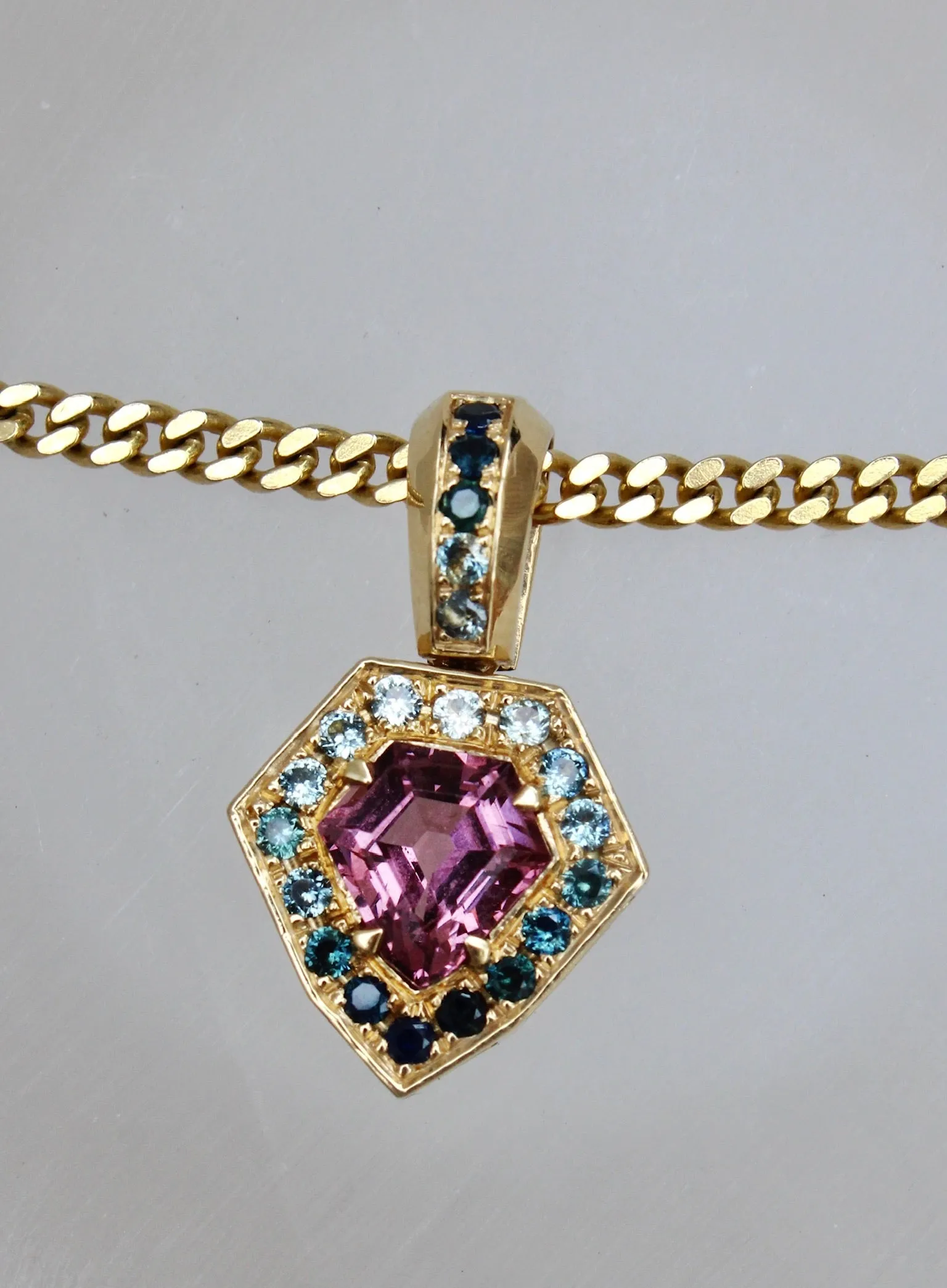 The Aurora Sapphire Pendant