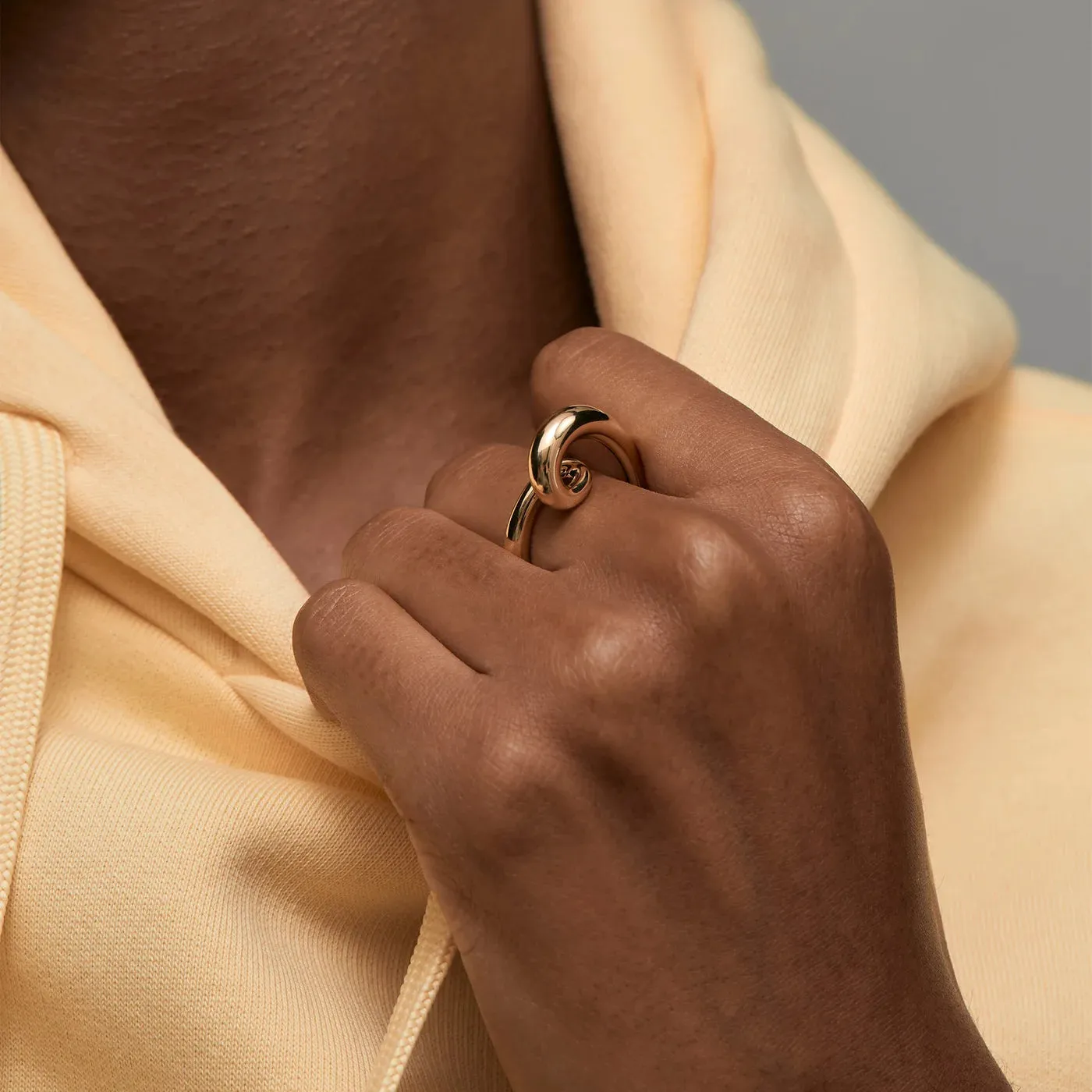 Whirlwind gold ring