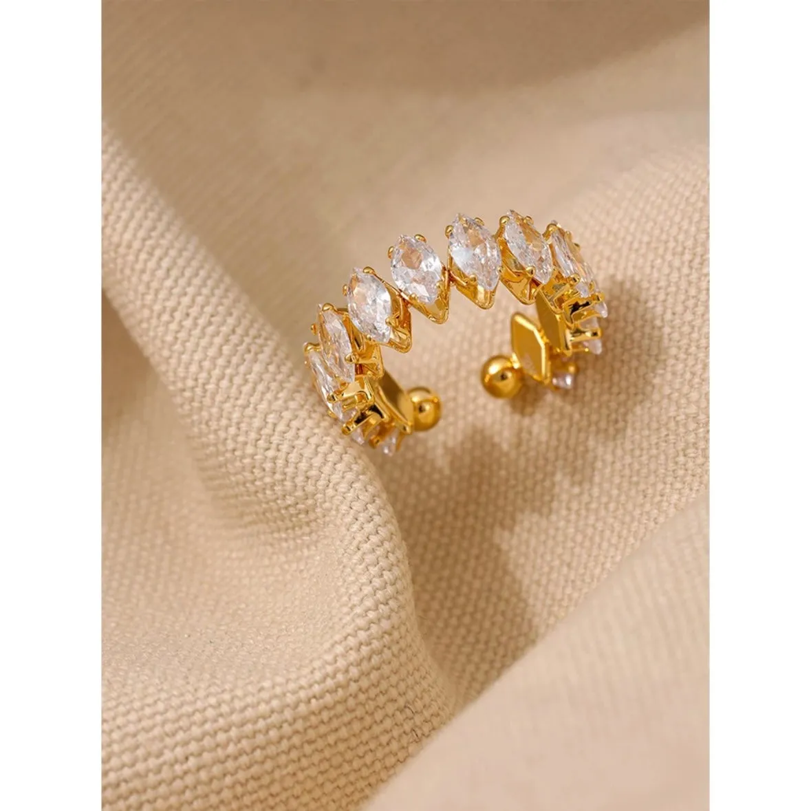 Yasmine Ring